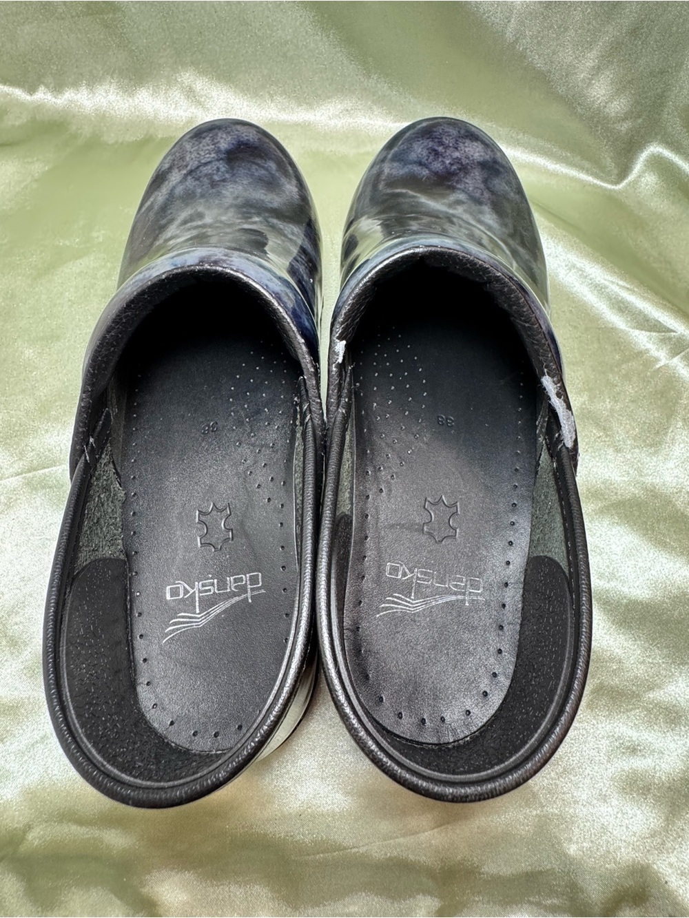 Dansko Professional Blue Marble Patent Leather Nursing Work Clogs Women’s 38 7.5 - Picture 4 of 10